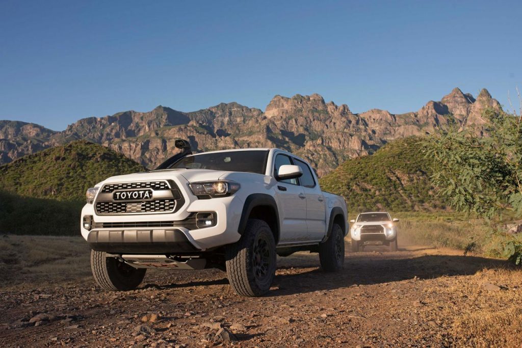 hd-chicago_2018_toyota_tacoma_tundra_et_4runner_trd_pro_1-7