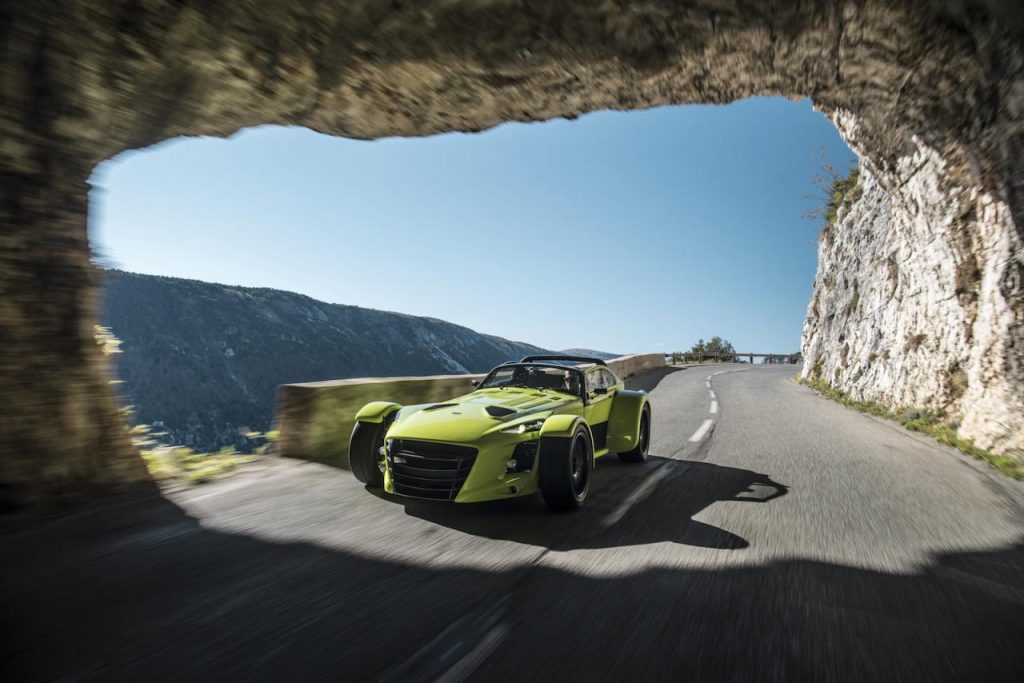 hd-donkervoort_dvoile_la_d8_gto_rs_1-6