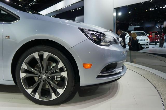 hd-dtroit_2015_live_buick_cascada_1-7