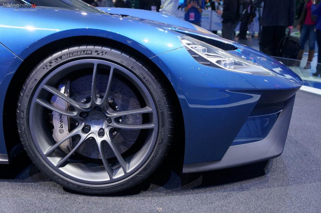 hd-dtroit_2015_live_ford_gt_2