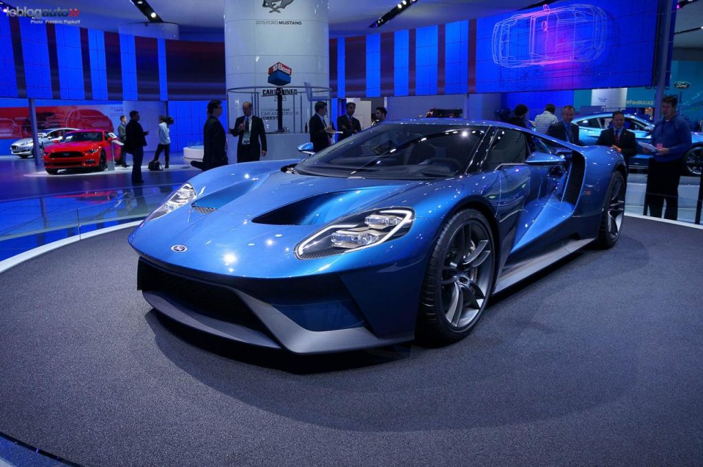 hd-dtroit_2015_live_ford_gt_2-5