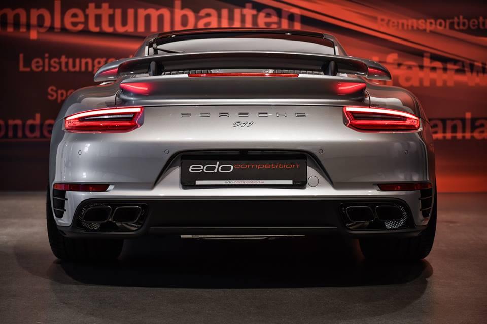hd-edo_competition_et_la_porsche_911_1-10