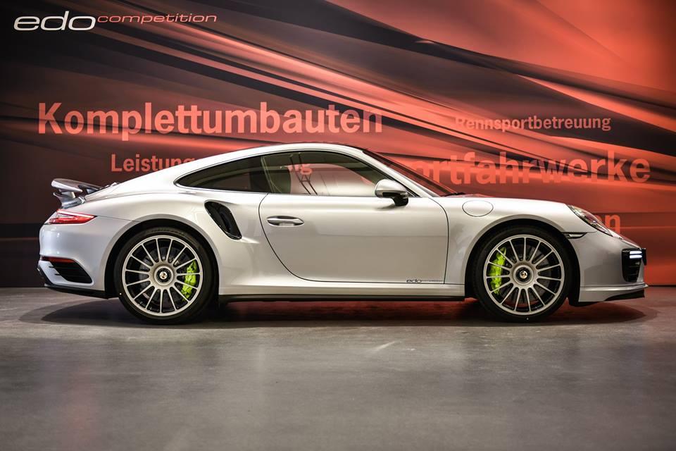 hd-edo_competition_et_la_porsche_911_1-9