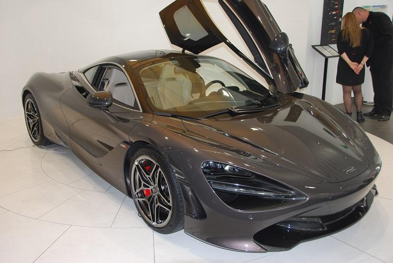 hd-escapade_parisienne_pour_la_mclaren_720s_1-10