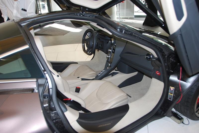 hd-escapade_parisienne_pour_la_mclaren_720s_1