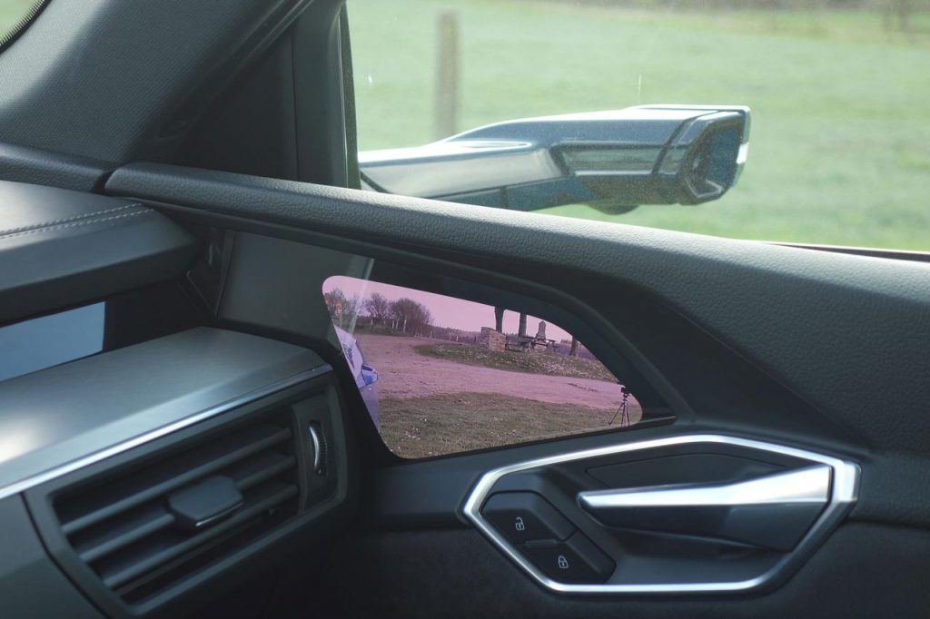 hd-essai_audi_e_tron_lourde_technologie_1-3