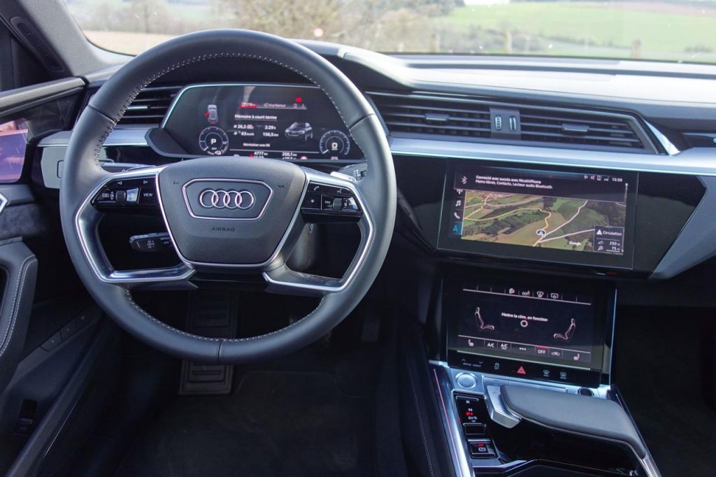hd-essai_audi_e_tron_lourde_technologie_1-6