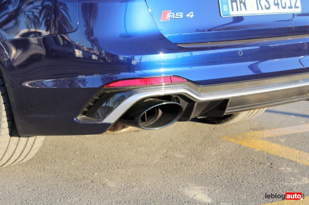 hd-essai_audi_rs4_avant_2018_2-14