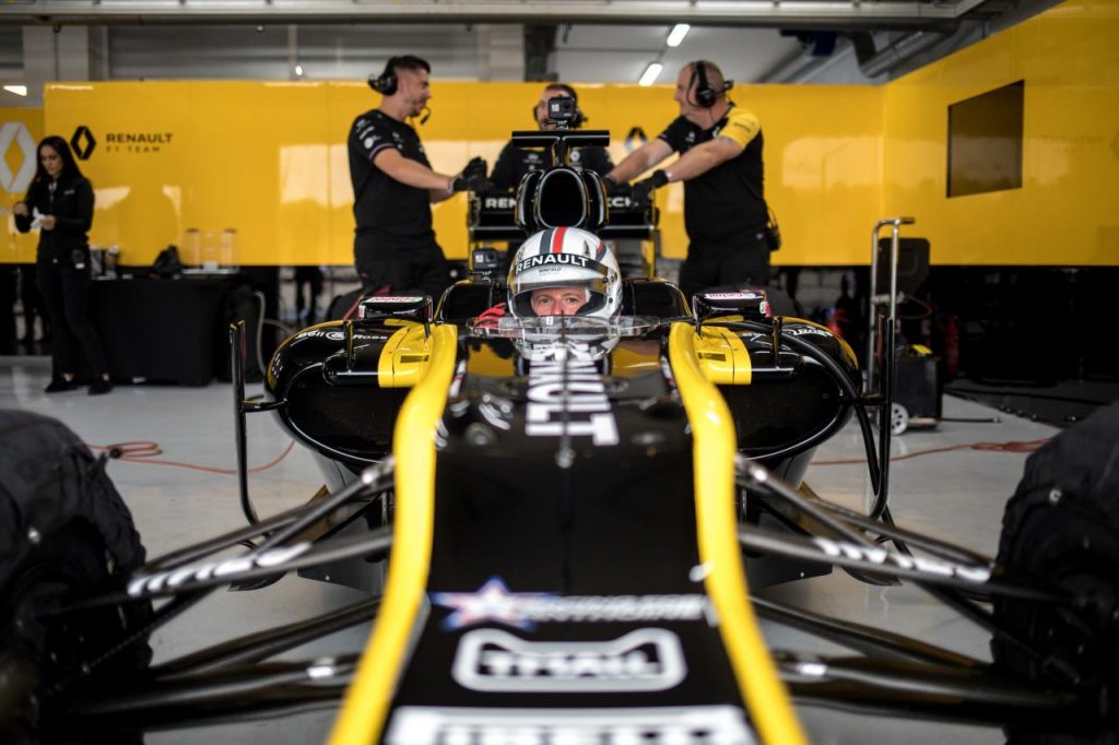 hd-essai_f1_renault_sport_e20_plus_fort_que_la_honte_1-4