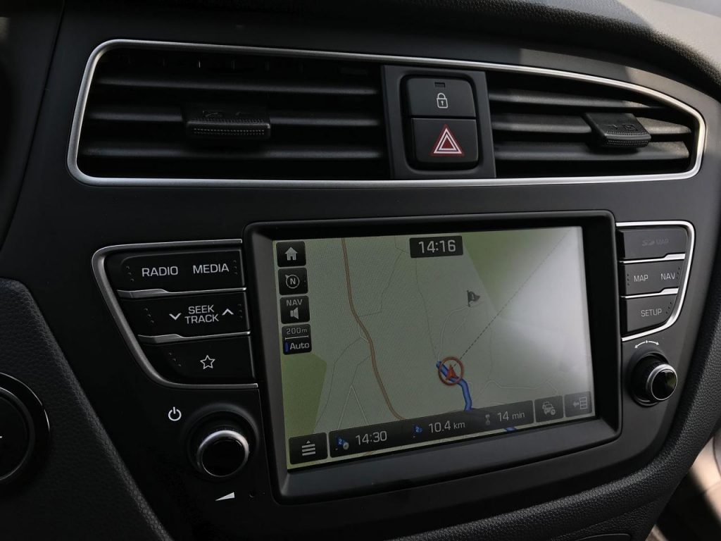 hd-essai_hyundai_i20_restyle_1-3