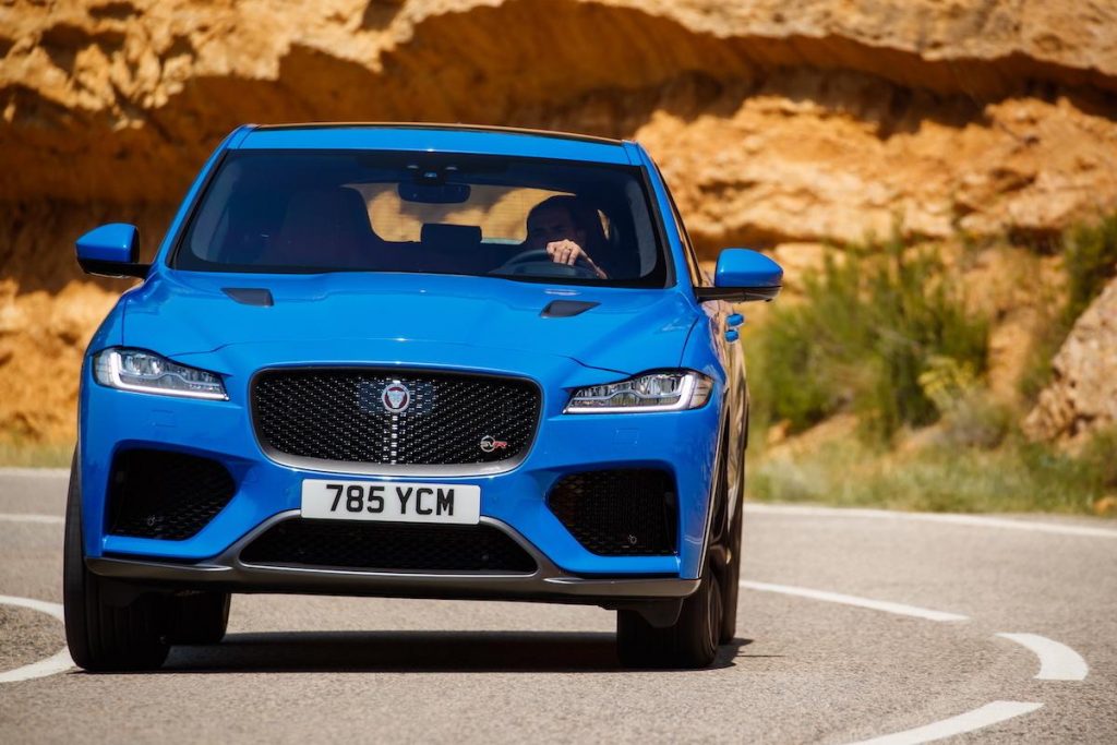 hd-essai_jaguar_f_pace_svr_gourmandise_fossile_1-5