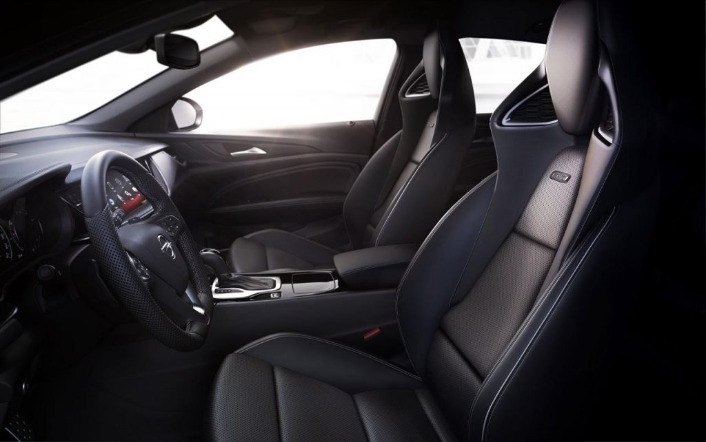 hd-essai_opel_insignia_grand_sport_gsi_260_ch_1-1