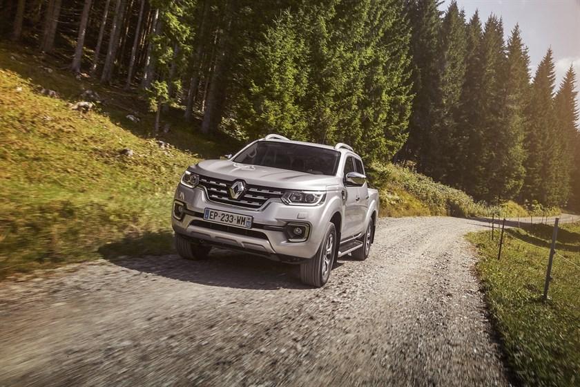 hd-essai_renault_alaskan_dci_190_ch_vido_1-11