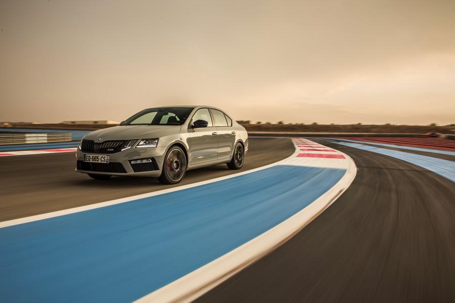 hd-essai_skoda_octavia_rs_245_vido_1-10