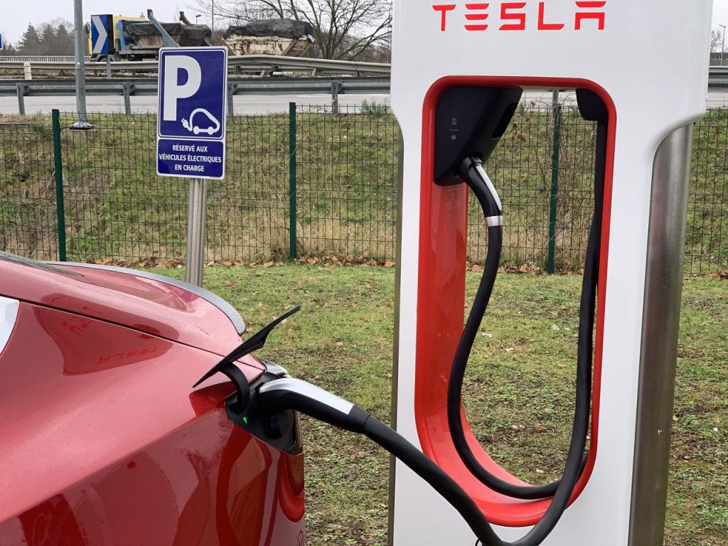 hd-essai_tesla_model_3_performance_1
