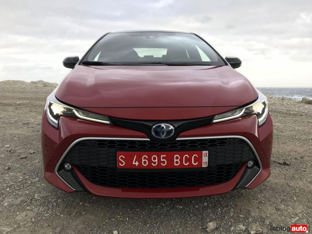 hd-essai_toyota_corolla_hybride_180_ch_1-29