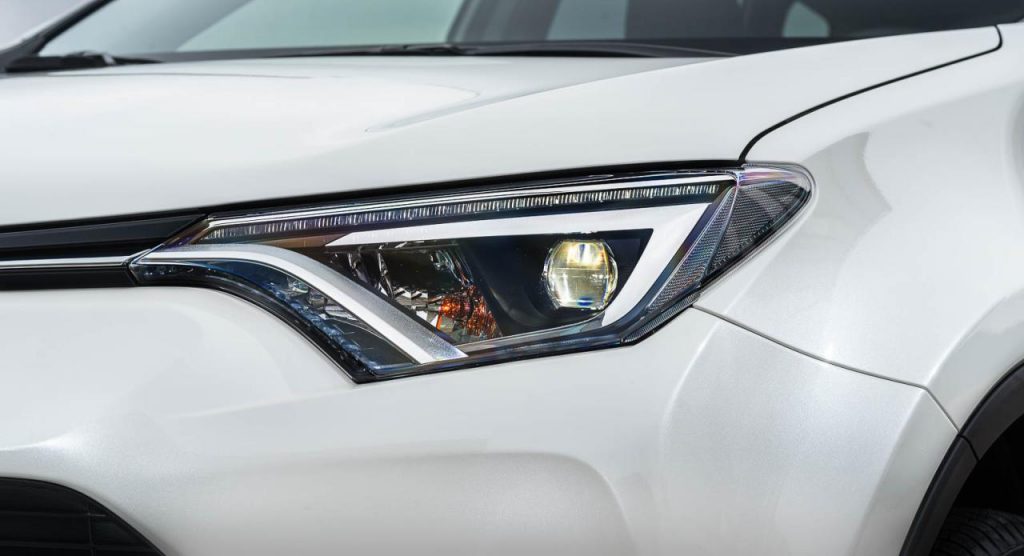 hd-essai_toyota_rav4_hybride_en_douceur_1-8