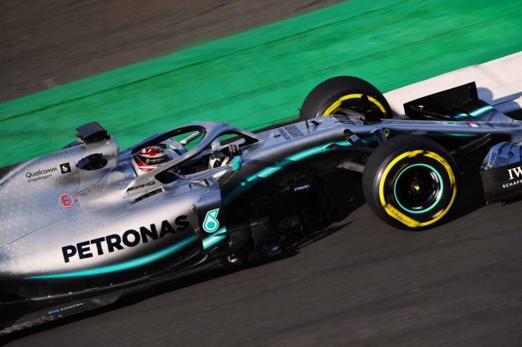 hd-f1_2019_mercedes_dgaine_la_w10_1-5