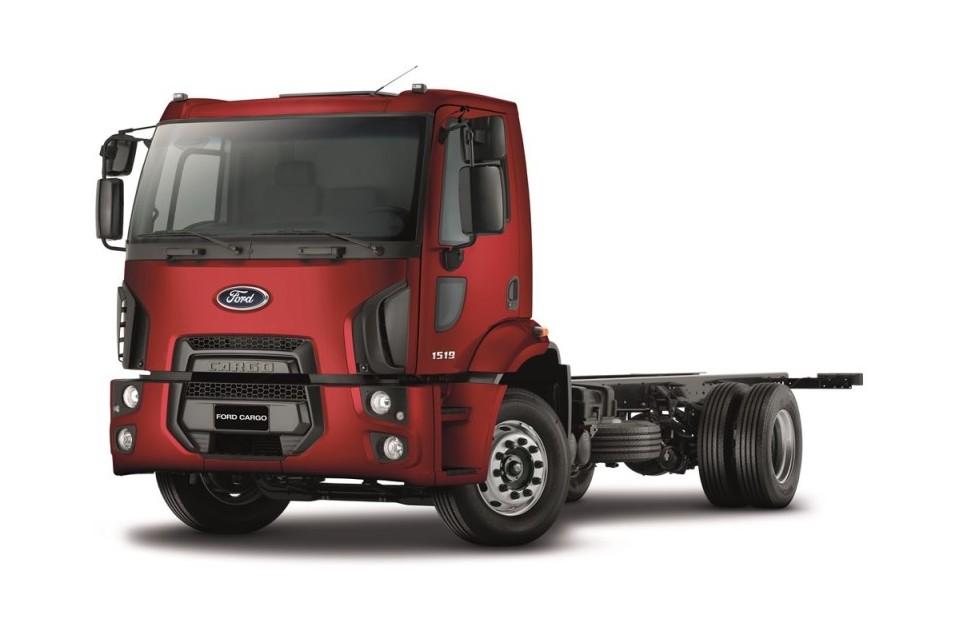 hd-ford_cargo_2016_1