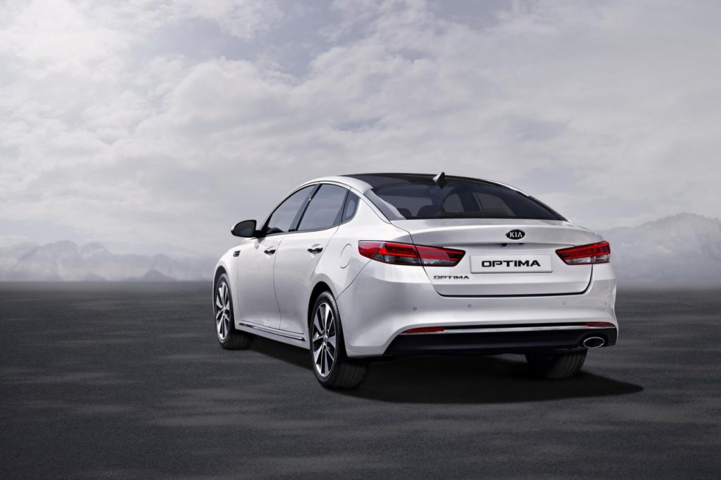 hd-francfort_2015_kia_optima_1-4