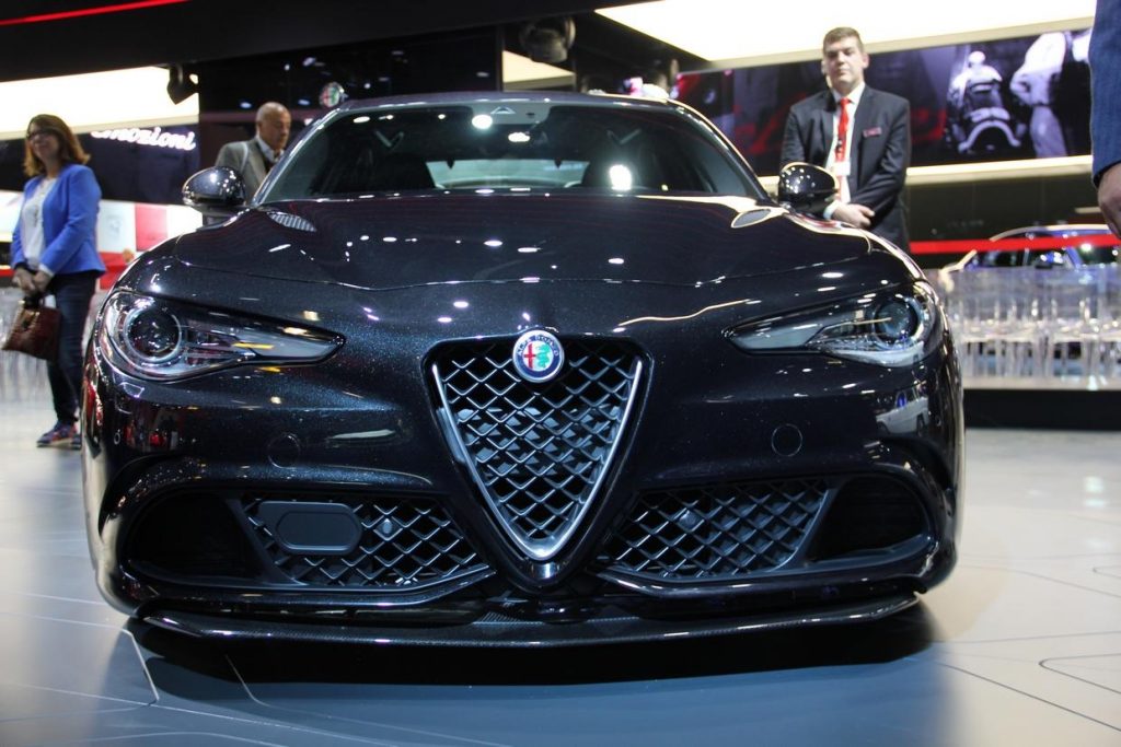 hd-francfort_2015_live_alfa_romeo_giulia_quadrifoglio_1-1