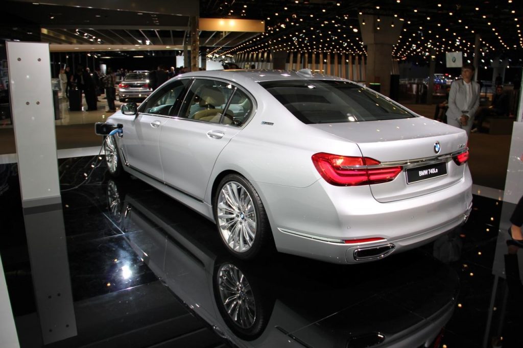 hd-francfort_2015_live_bmw_srie_7_1-2