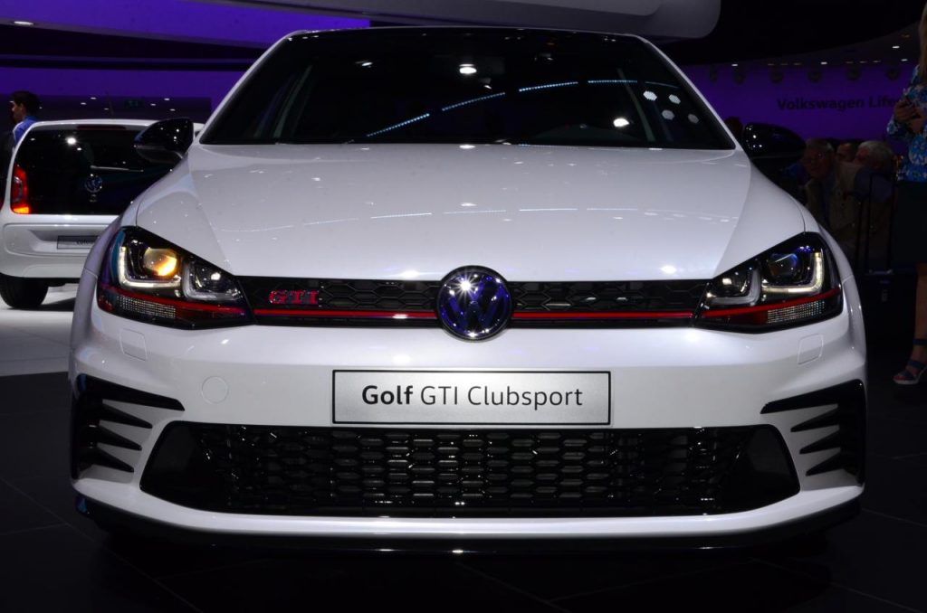 hd-francfort_2015_live_volkswagen_golf_gti_clubsport_1