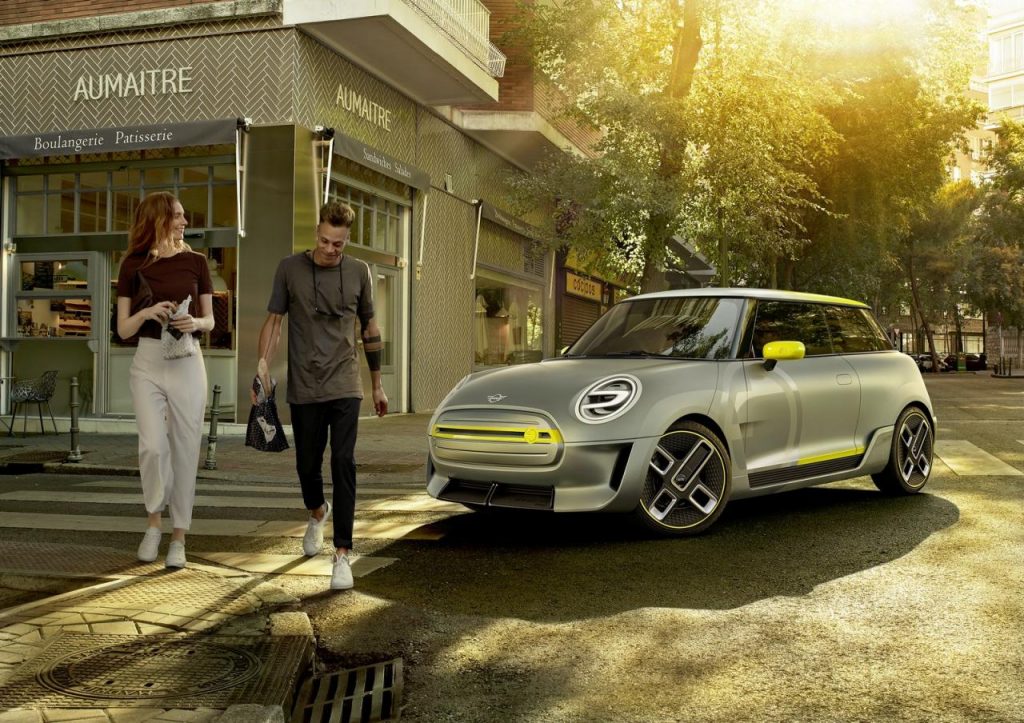 hd-francfort_2017_mini_electric_concept_1-16