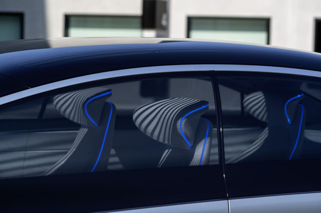 hd-francfort_2019_mercedes_vision_eqs_le_vaisseau_spatial_1-1