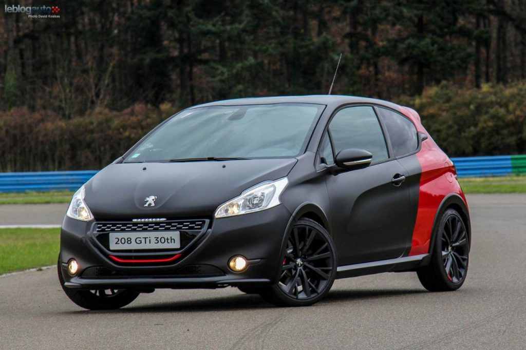 hd-galop_d_essai_peugeot_208_gti_30th_affte_1-9