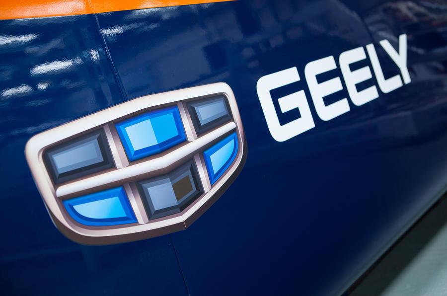 hd-geely_devient_partenaire_de_bloodhound_ssc_1