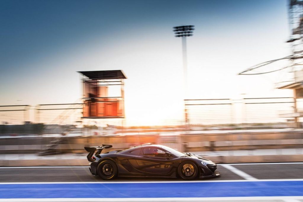 hd-genve_2015_mclaren_p1_gtr_1-6