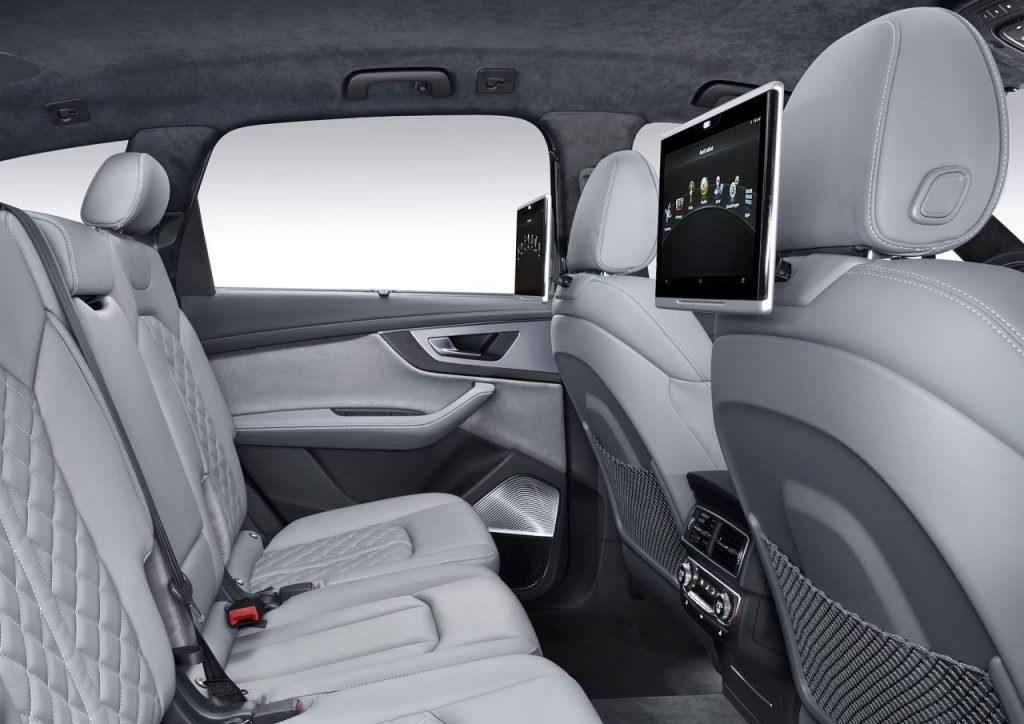 hd-genve_2016_audi_sq7_tdi_1-17