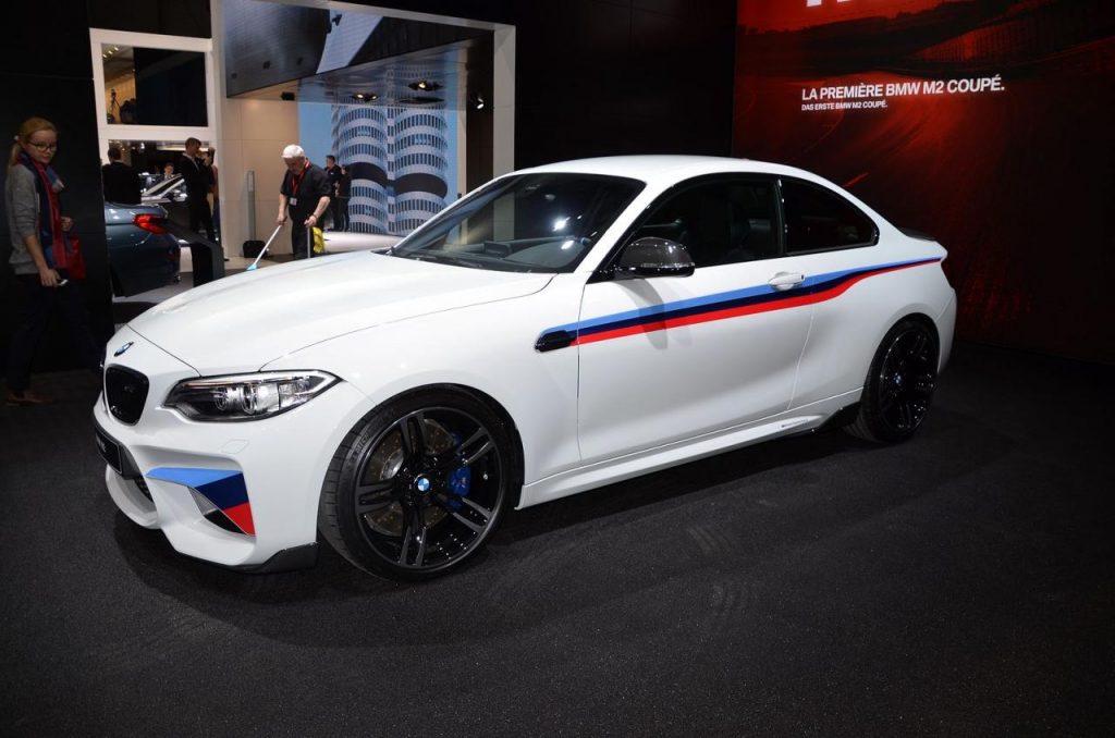hd-genve_2016_live_bmw_m2_1-11