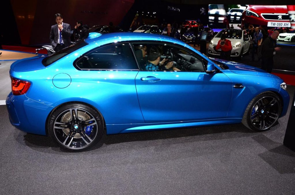 hd-genve_2016_live_bmw_m2_1-6