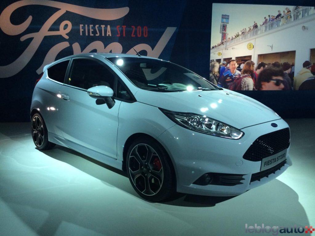 hd-genve_2016_live_ford_fiesta_st200_1-6