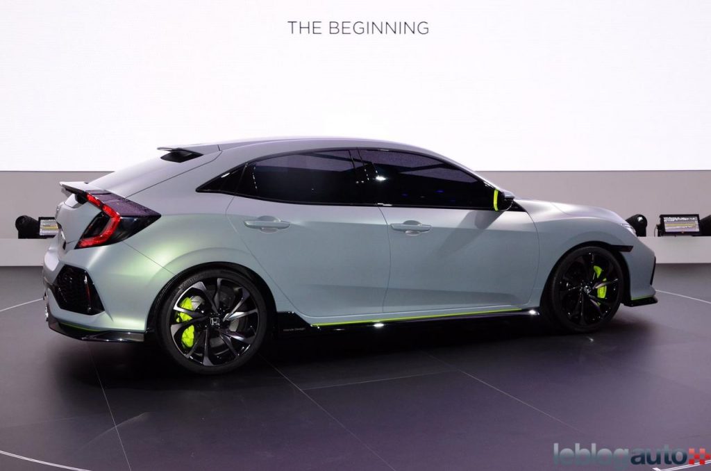 hd-genve_2016_live_honda_civic_hatchback_1