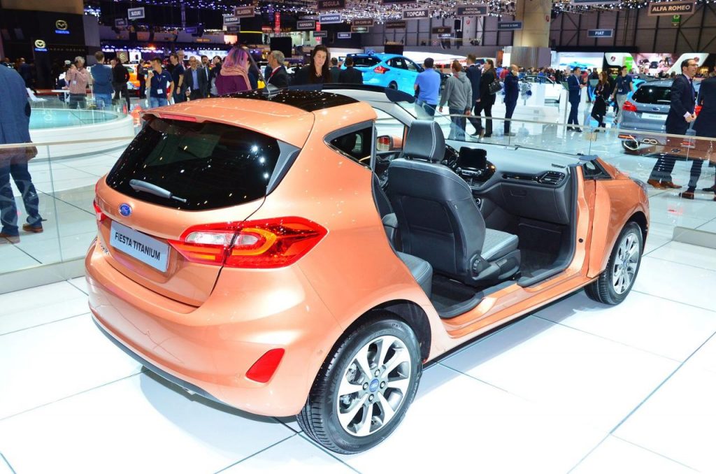 hd-genve_2017_live_ford_fiesta_1-2