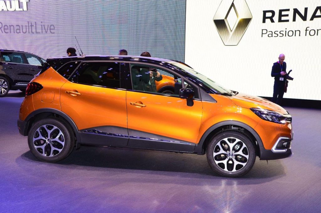 hd-genve_2017_live_renault_captur_restyl_1-6
