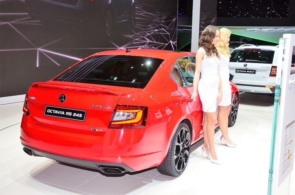 hd-genve_2017_live_skoda_octavia_rs_245_et_scout_1-1
