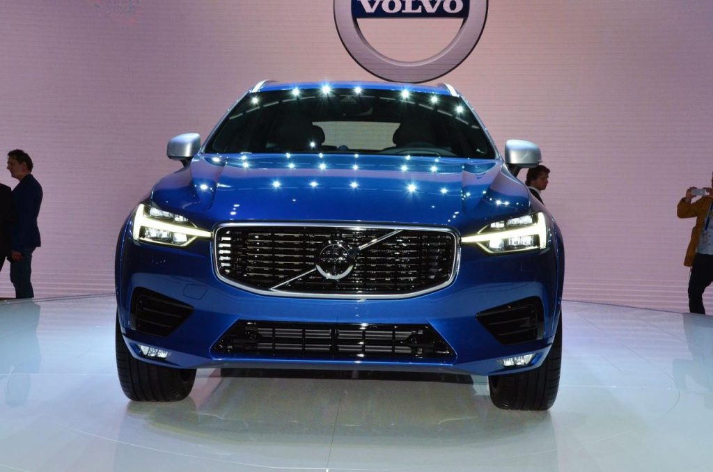 hd-genve_2017_live_volvo_xc60_1-5