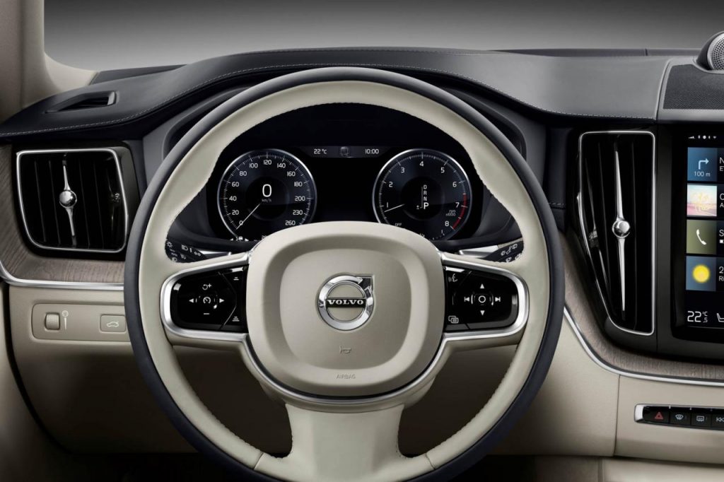 hd-genve_2017_live_volvo_xc60_2-55