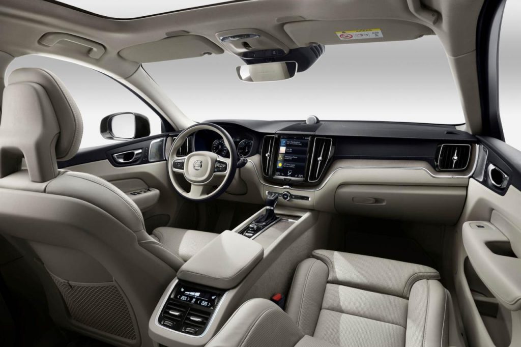 hd-genve_2017_live_volvo_xc60_2-58