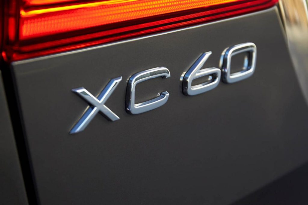 hd-genve_2017_live_volvo_xc60_2-9