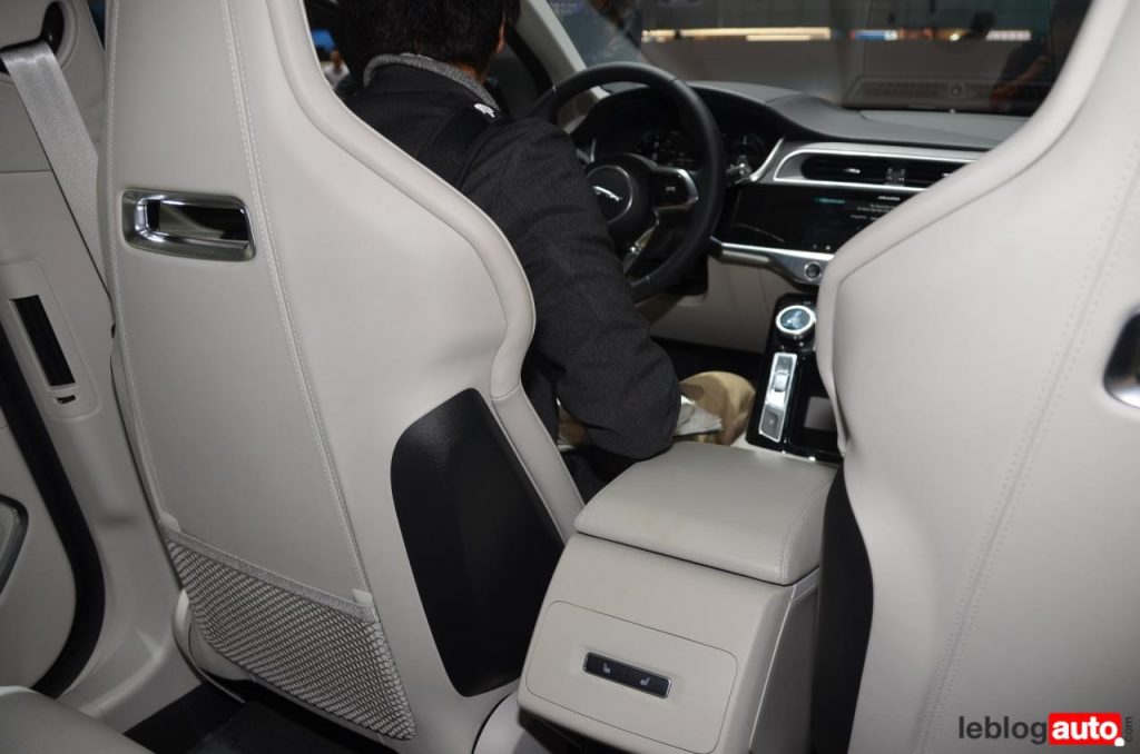 hd-genve_2018_live_jaguar_i_pace_2-4