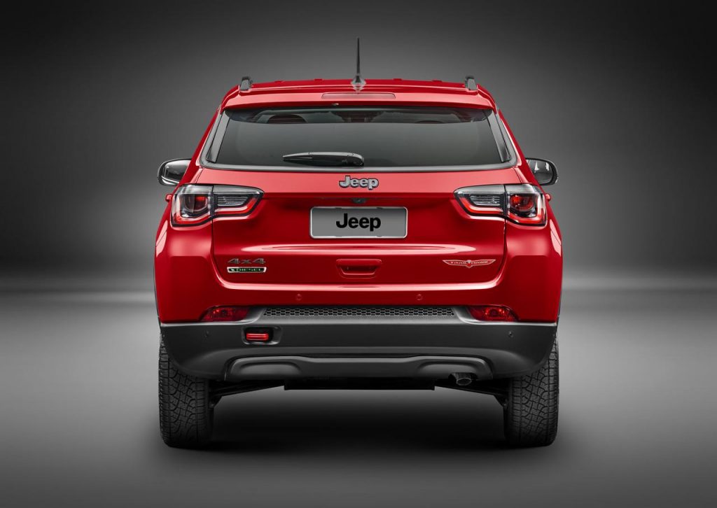 hd-jeep_compass_plus_de_dtails_et_de_photos_2-10