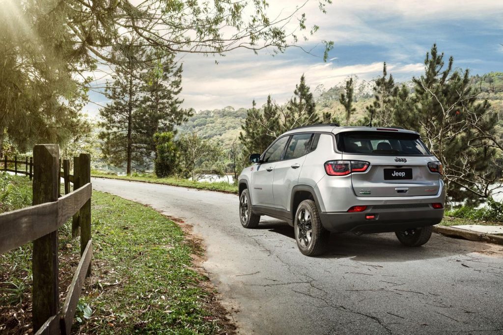 hd-jeep_compass_plus_de_dtails_et_de_photos_2-11