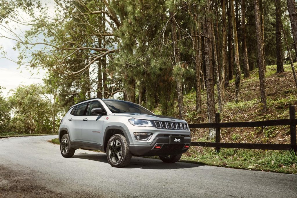 hd-jeep_compass_plus_de_dtails_et_de_photos_2-13