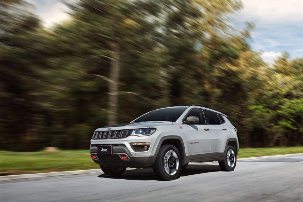 hd-jeep_compass_plus_de_dtails_et_de_photos_2-15