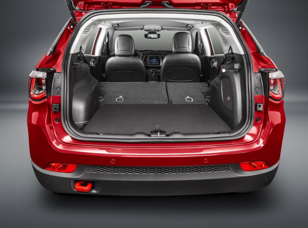 hd-jeep_compass_plus_de_dtails_et_de_photos_2-4